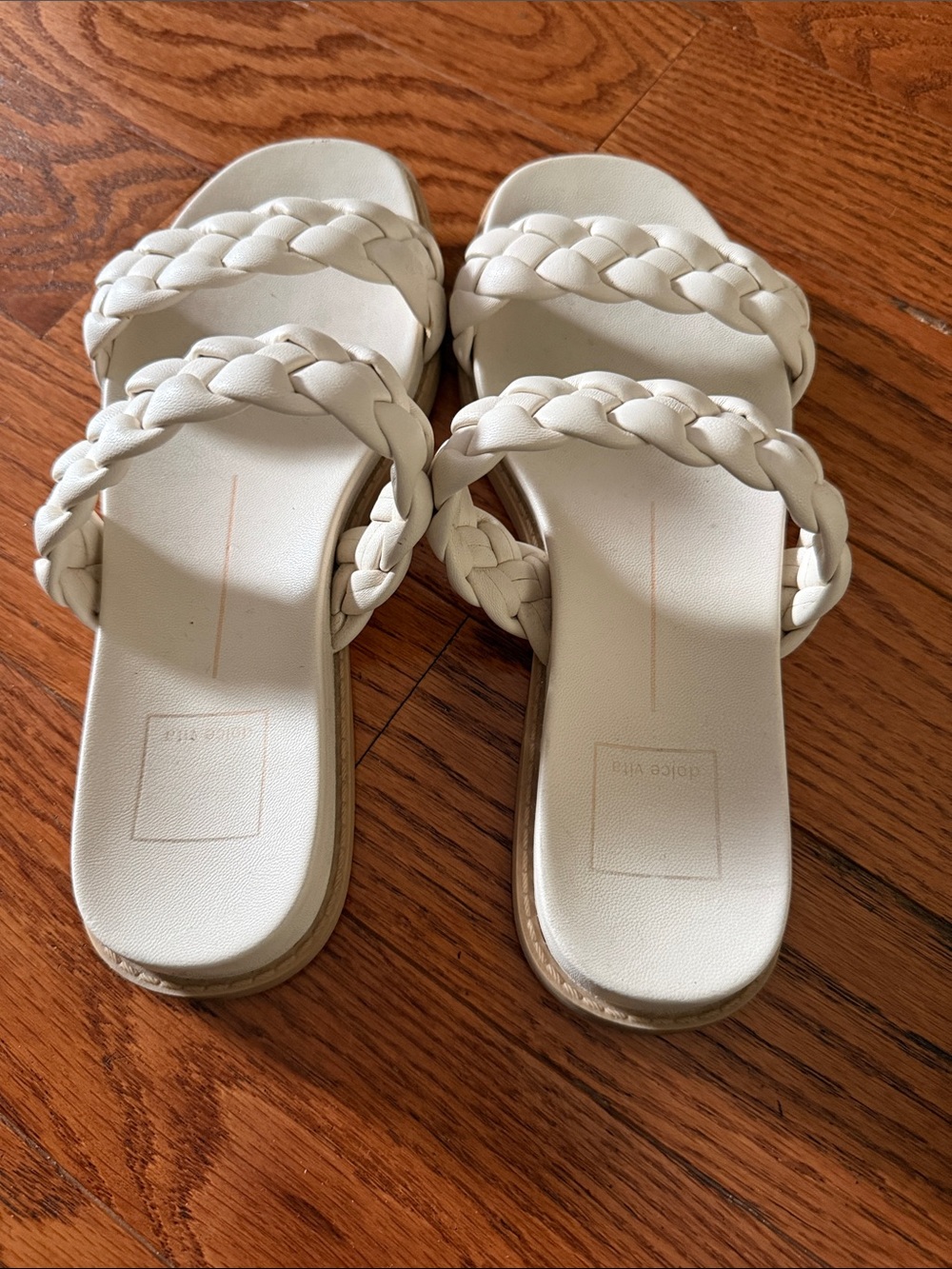 Dolce vita sandals